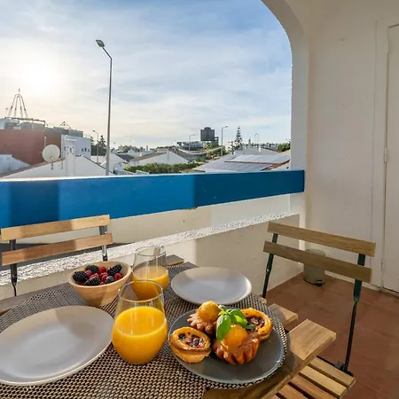 Sunlit Balcony & Open Space Flat By Hostwise