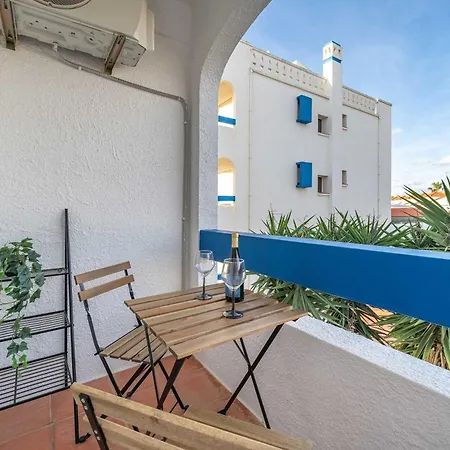 Sunlit Balcony & Open Space Flat By Hostwise Albufeira