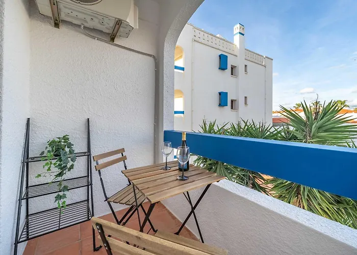 Sunlit Balcony & Open Space Flat By Hostwise Albufeira